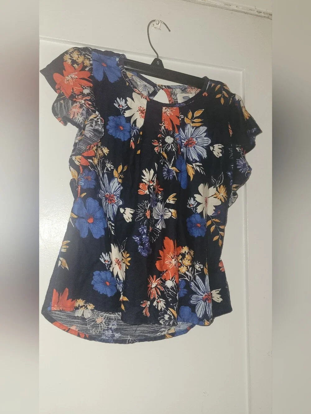 Old Navy Navy Floral Ruffle-Sleeve Blouse